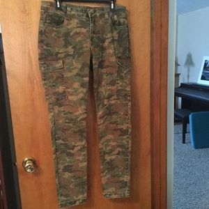 Camo Cargo Jeans